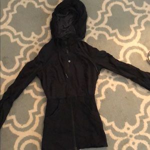 Lululemon jacket size 2